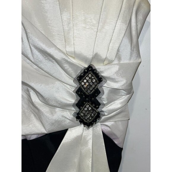 Betsy & Adam Black/White Side Zipper Pleated Bodice Y2idi Dress Women's Size 6 - Picture 3 of 10